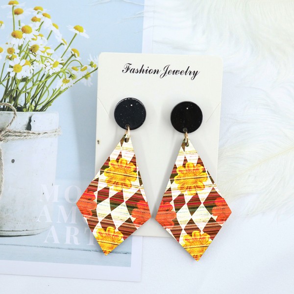 Wood Earrings Diamond style DA02A1101W