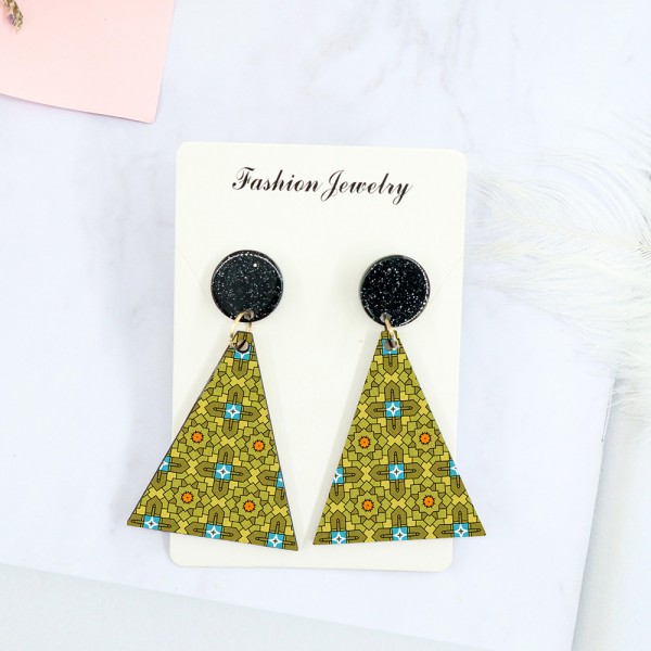 Wood Earrings Triangle style TR01A1113W