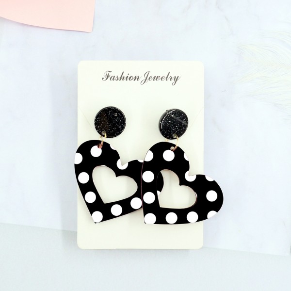 Wood Earrings Heart style HR01A1113W